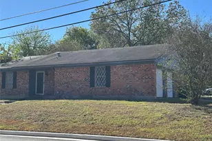 1211 W Jefferson St, Brenham, TX 77833 - Photo 2