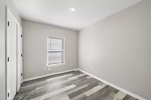 9118 Sandra St, Houston, TX 77016 - Photo 6