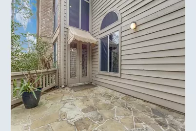39 N Lakeridge Circle, The Woodlands, TX 77381 - Photo 20