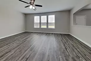 2902 Crestbrook Bend Ln, Katy, TX 77449 - Photo 2