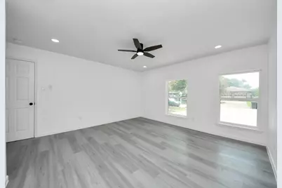 6314 Silver Chalice Drive, Houston, TX 77088 - Photo 28