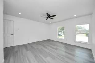 6314 Silver Chalice Dr, Houston, TX 77088 - Photo 28