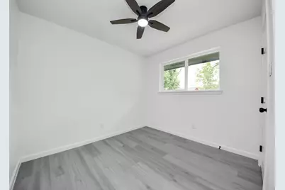 6314 Silver Chalice Drive, Houston, TX 77088 - Photo 32
