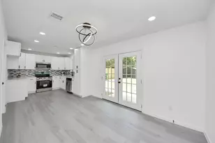 6314 Silver Chalice Dr, Houston, TX 77088 - Photo 16