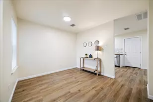 5639 Tiger Lilly Way, Houston, TX 77085 - Photo 6