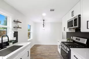6415 Annunciation St, Houston, TX 77016 - Photo 14