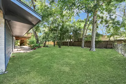 215 Hardy Street, Bacliff, TX 77518 - Photo 36