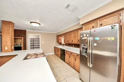 215 Hardy Street, Bacliff, TX 77518 - Photo 16