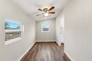 7010 Brownsville St, Houston, TX 77020 - Photo 16