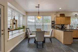 1914 Restridge Dr, Houston, TX 77055 - Photo 24