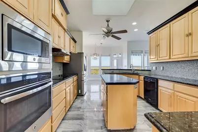 7008 Deepwood Drive, Lago Vista, TX 78645 - Photo 6