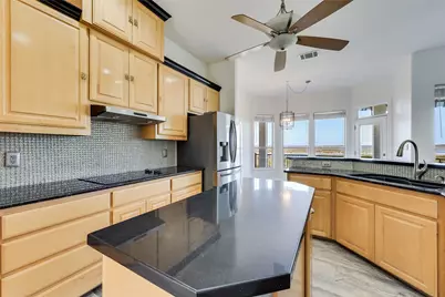 7008 Deepwood Drive, Lago Vista, TX 78645 - Photo 8