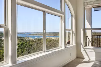 7008 Deepwood Drive, Lago Vista, TX 78645 - Photo 16