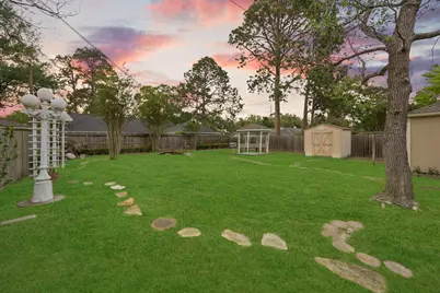 2335 Eaglerock Drive, Houston, TX 77080 - Photo 28