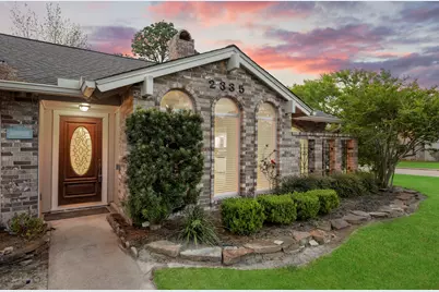 2335 Eaglerock Drive, Houston, TX 77080 - Photo 2