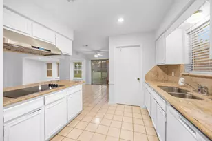 2335 Eaglerock Dr, Houston, TX 77080 - Photo 10