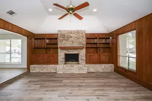 10811 Vickijohn Ct, Houston, TX 77071 - Photo 2