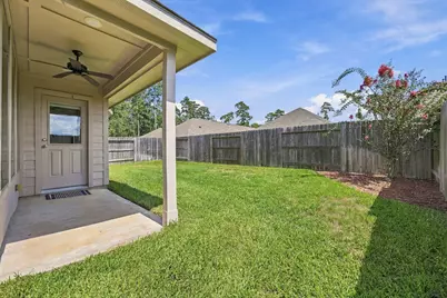 2734 Meadow View Lane, Conroe, TX 77385 - Photo 26