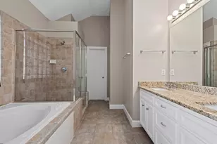 650 Westcross St, Houston, TX 77018 - Photo 28