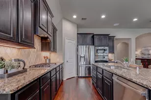 26235 Serenity Oaks Dr, Richmond, TX 77406 - Photo 8