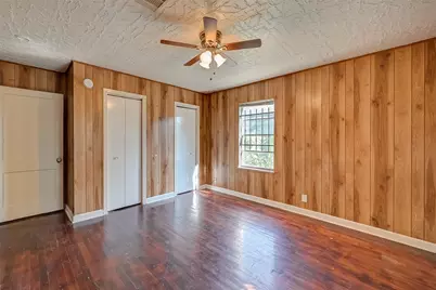 4905 Brinkley Street, Houston, TX 77033 - Photo 8