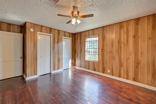 4905 Brinkley St, Houston, TX 77033 - Photo 8