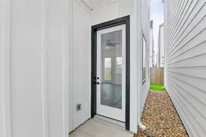 9902 Clark Road #I, Houston, TX 77076 - Photo 4