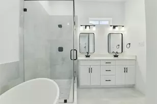 9902 Clark Rd, Houston, TX 77076 - Photo 22