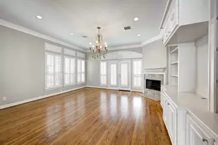 3318 W Dallas St, Houston, TX 77019 - Photo 4