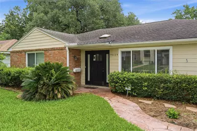 9629 Maribelle Way, Houston, TX 77055 - Photo 2
