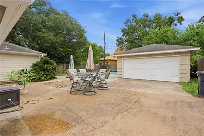 9629 Maribelle Way, Houston, TX 77055 - Photo 26