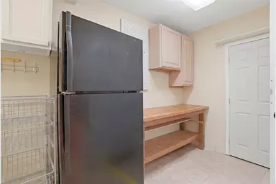 9629 Maribelle Way, Houston, TX 77055 - Photo 12