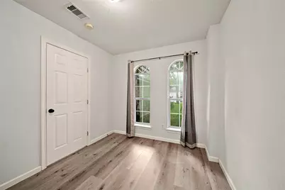 5734 Wandering Creek Drive, Richmond, TX 77469 - Photo 20