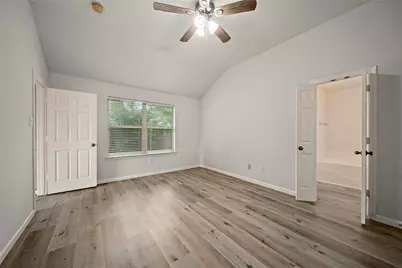 5734 Wandering Creek Drive, Richmond, TX 77469 - Photo 16