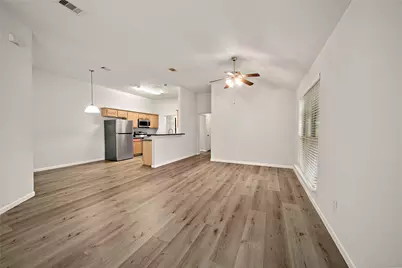5734 Wandering Creek Drive, Richmond, TX 77469 - Photo 4
