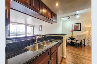 3525 Sage Road #1605, Houston, TX 77056 - Photo 12