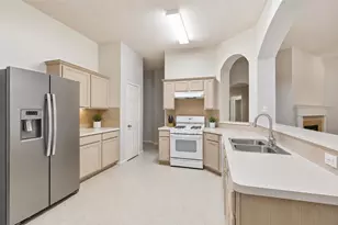 3603 Banks Run Ln, Katy, TX 77449 - Photo 6