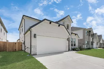 800 Marion Place Drive, Dayton, TX 77535 - Photo 2