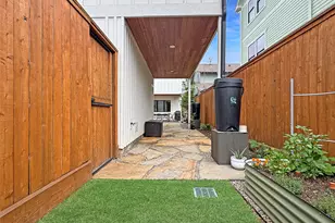 408 Pecore St, Houston, TX 77009 - Photo 38