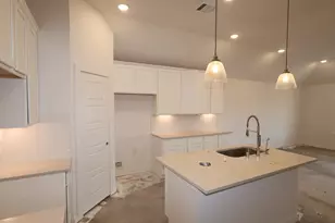 986 Garden Path Dr, Willis, TX 77378 - Photo 10