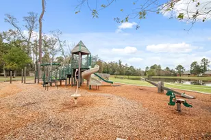 8018 Heroes Hall Dr, Magnolia, TX 77354 - Photo 22