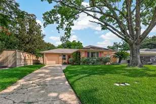 2126 Lamonte Ln, Houston, TX 77018 - Photo 1