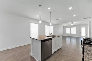 208 Charles Rdg Dr, Montgomery, TX 77316 - Photo 14