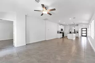 208 Charles Rdg Dr, Montgomery, TX 77316 - Photo 16
