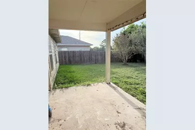 323 Annatto Lane, Crosby, TX 77532 - Photo 14