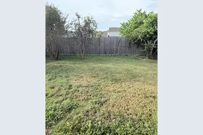323 Annatto Lane, Crosby, TX 77532 - Photo 12