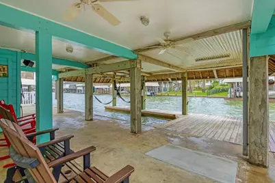 1222 Oahu Drive, Galveston, TX 77554 - Photo 32