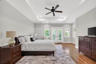 1102 W 15th St, Houston, TX 77008 - Photo 28