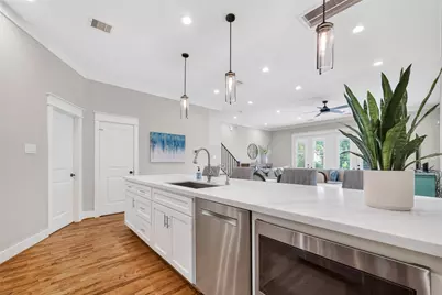 1102 W 15th Street, Houston, TX 77008 - Photo 20