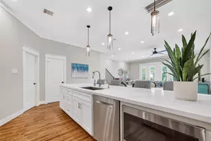 1102 W 15th St, Houston, TX 77008 - Photo 20